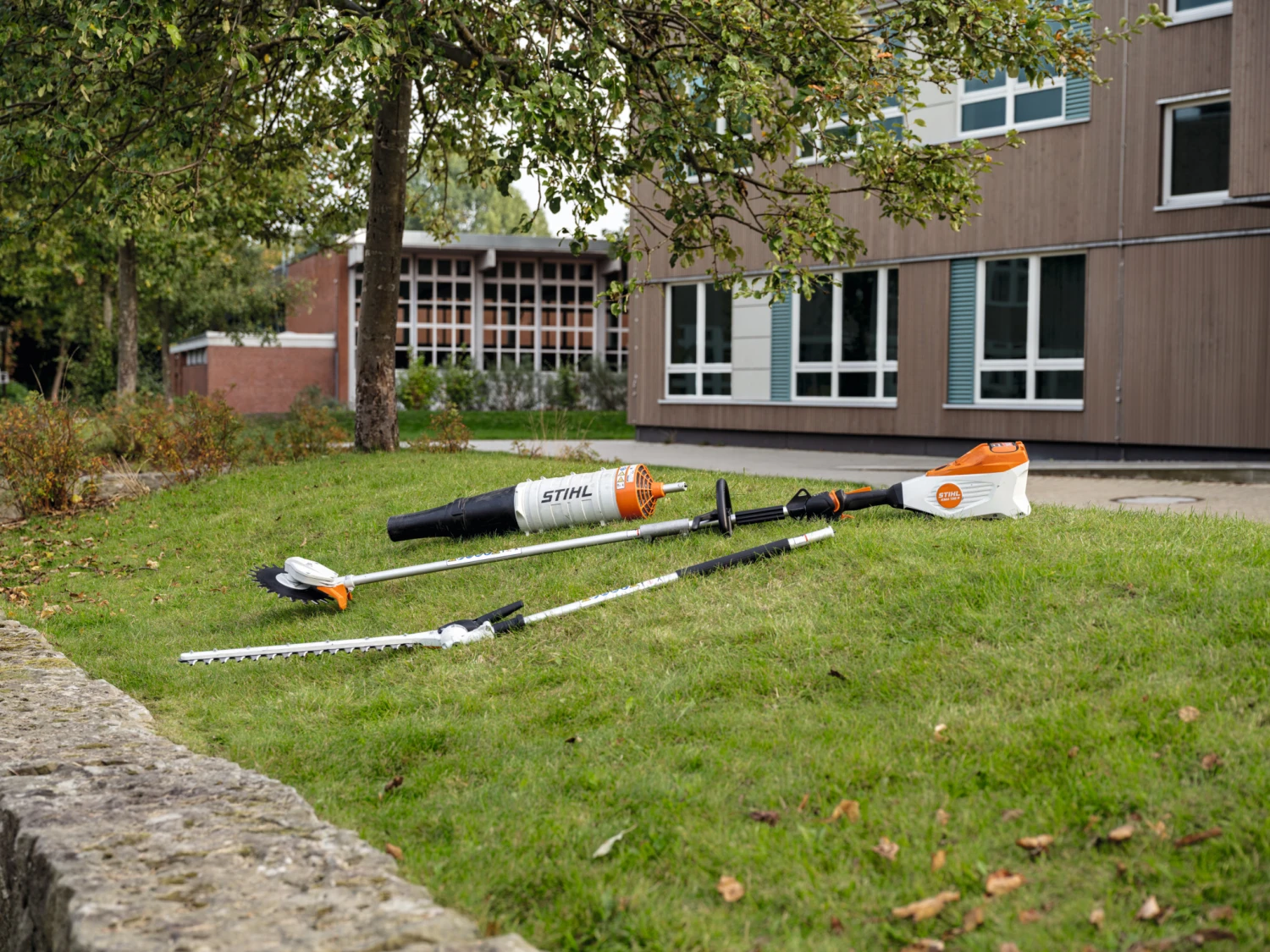 Stihl KMA 135 R Cordless KombiEngine – AP System 3 Stihl KMA 135 R Cordless KombiEngine – AP System - Image 3