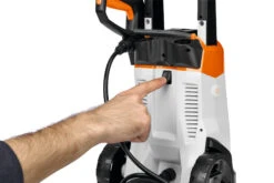 Stihl Children's Battery-operated Pressure Washer 15 Stihl Children's Battery-operated Pressure Washer -Gardening Promotion Shop 97469